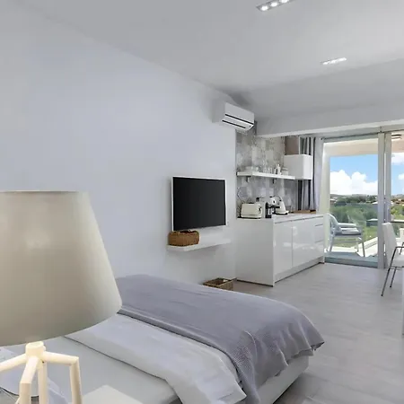 Lalic Gallery Apartment