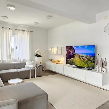 Lalic Gallery Apartament *
