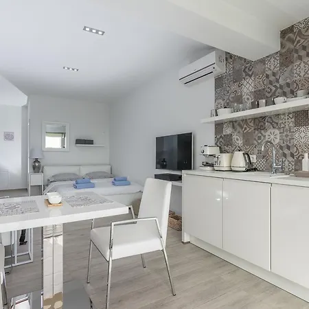 Lalic Gallery Apartament Bibinje