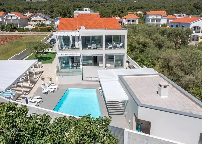 아파트 Lalic Gallery 비빈제